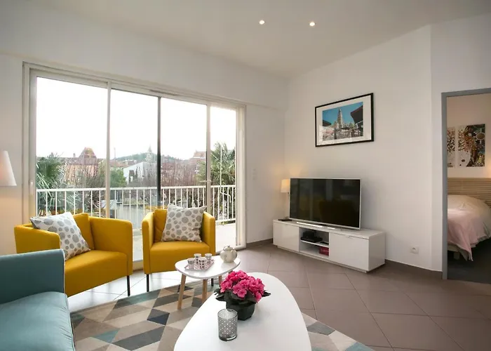 Daire Agreable Maison De *